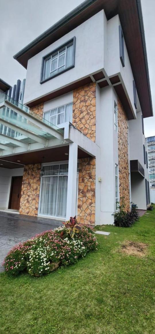 Zinnia Residence Tanah Rata คาเมรอนไฮแลนด์ ภายนอก รูปภาพ